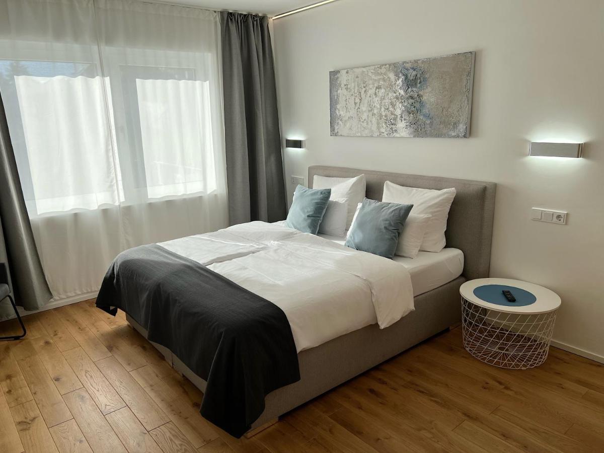 Weingut-Aparthotel Olinger Mehring  Buitenkant foto