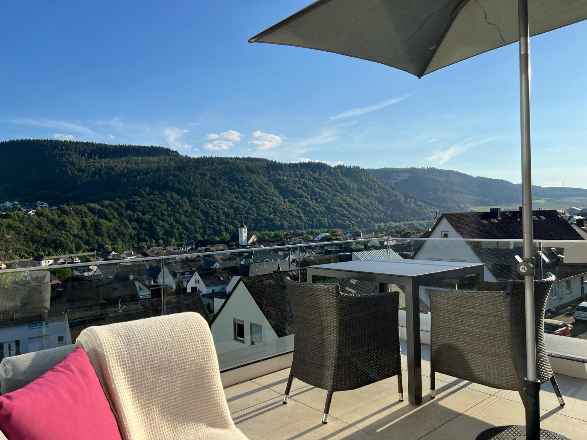 Weingut-Aparthotel Olinger Mehring  Kamer foto